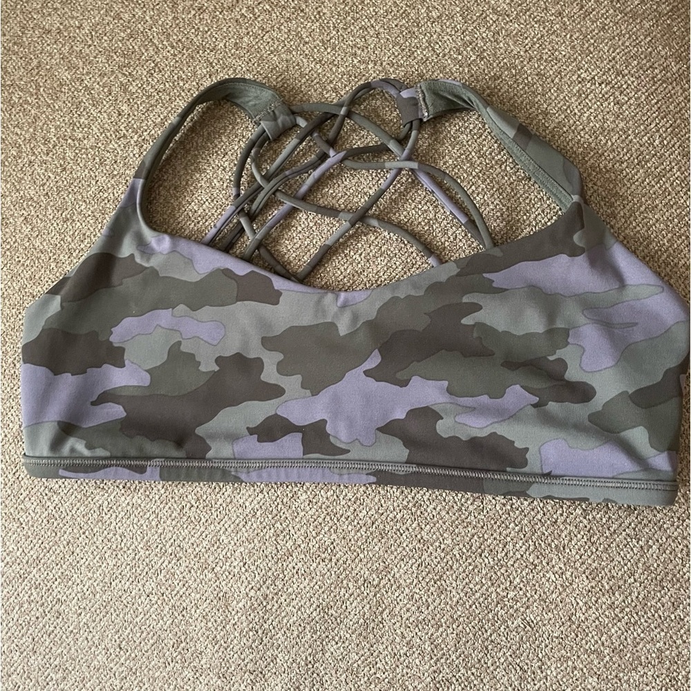 Lululemon Free to Be Wild Bra Light Support A/B Cup Camo-/Dusky Lavender. Sz 14